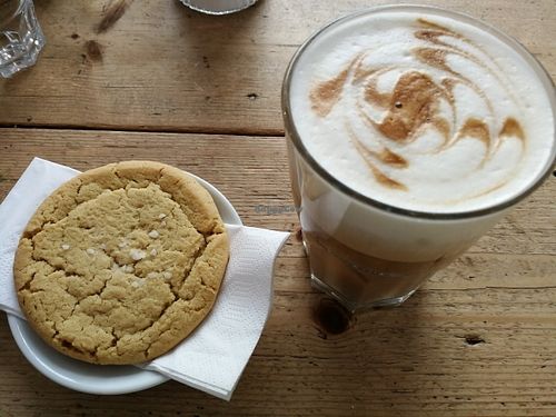 cookie and soy latte at Pure Living Bakery Cafe - Burggasse in Vienna