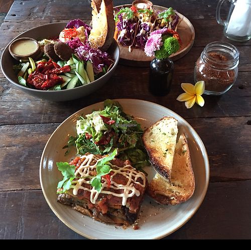 perfection at Pels Supershop in Tibubeneng