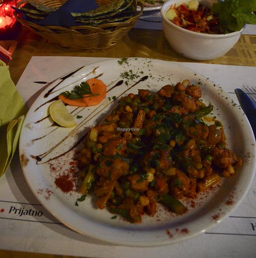 Soya Chunks with Vegetables, Naan, Salad at Real India in Novi Sad
