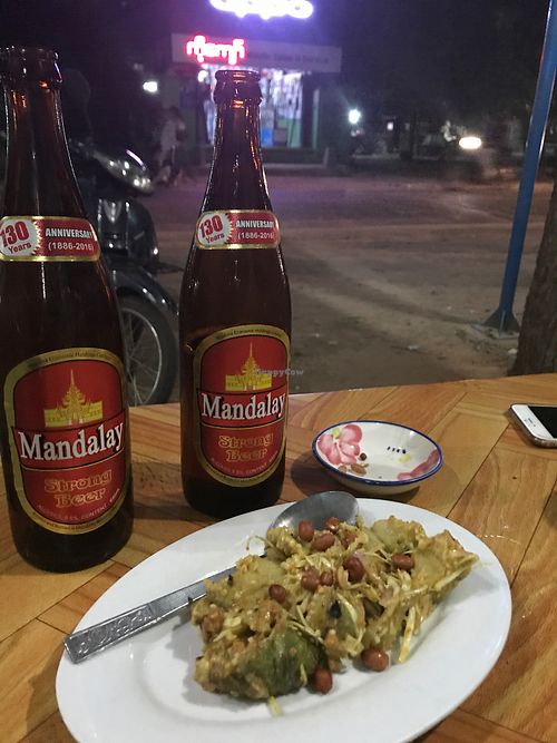 genial, auténtico, económico  at Moe Pyae San in Bagan