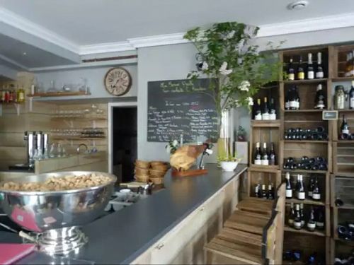 the nice inside, sorry for the piece of meat in background... at La Bonne Quille in Poitiers