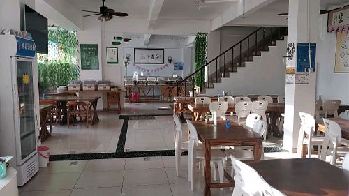 door way seating area at Wu Tai Yun in Sanya