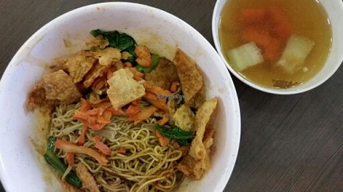 dried noodle at Ming Shan Vegetarian Food Stall in Central Singapore