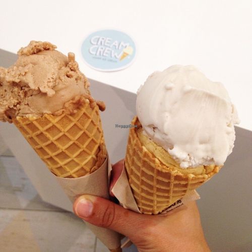 Super tast vegan ice cream in Palma at Cream Crew in Mallorca