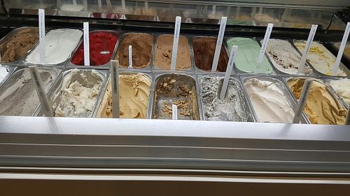 spoilt for choice at Cream Crew in Mallorca