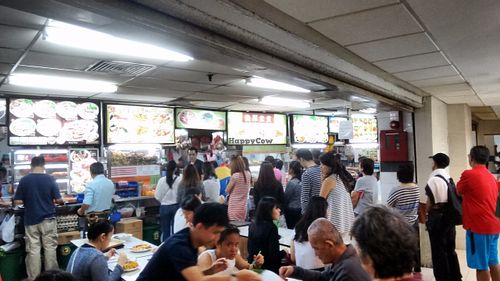 Busy at Fei Cui  Fancy Vegetarian Food 翡翠素食 in Central Singapore