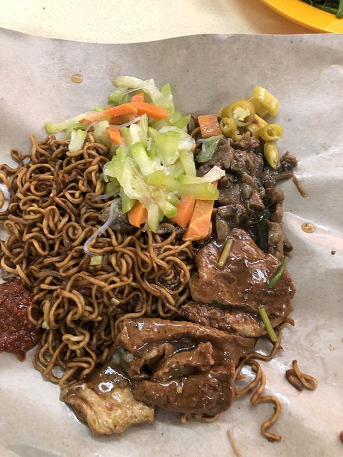 $3 Maggi noodles with mushroom stalk, melon gourd and tofu slices at Mi Le Vegetarian 弥乐素食 in Central Singapore