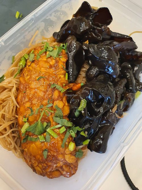 😍 Best combo ~ at Mi Le Vegetarian 弥乐素食 in Central Singapore