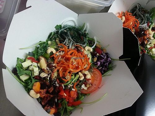 salad box at Só Cuisine in Saint Jean