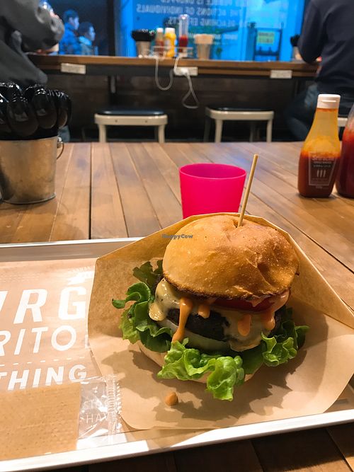 Cheeseburger at Ain Soph.Ripple Kabukicho in Tokyo