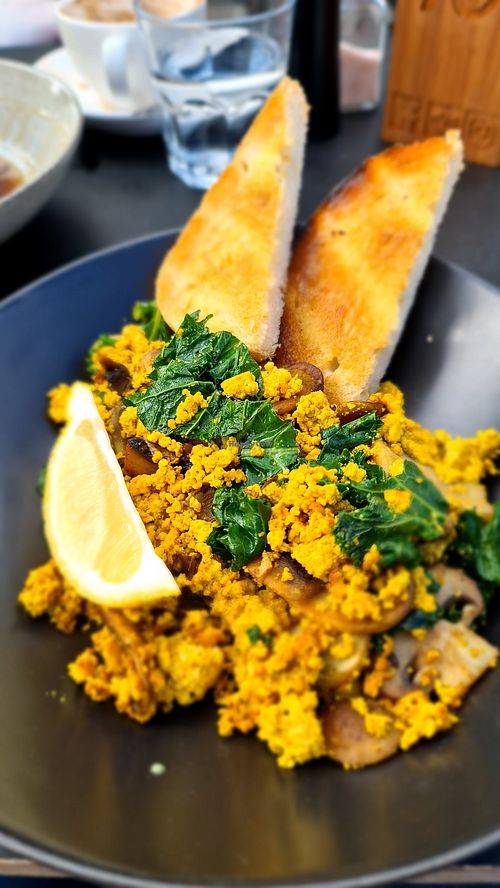 Scrambled tofu, kale and mushroom at Island Whole Foods in Cowes