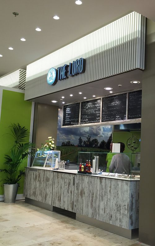 Front view at The Lord in Dusseldorf