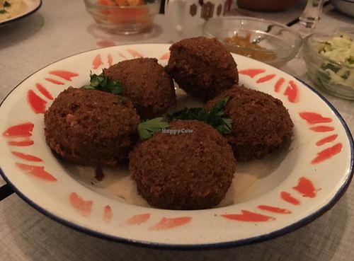 Falafel and Tahini at D&A Hummus Bistro - Westerstraat in Amsterdam