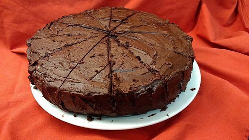 One of our cake specials!
Vegan and gluten free Chocolate Cake.
The cakes are home made by Mary- Jo herself and change regularly. If there is no Vegan Cake then there is usually a Vegan Ice Cream! at Eat at Jo's in Amsterdam