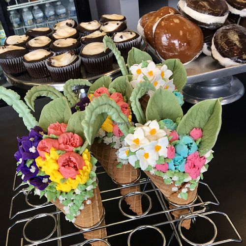 icing art! at Vegan Treats Bakery in Bethlehem