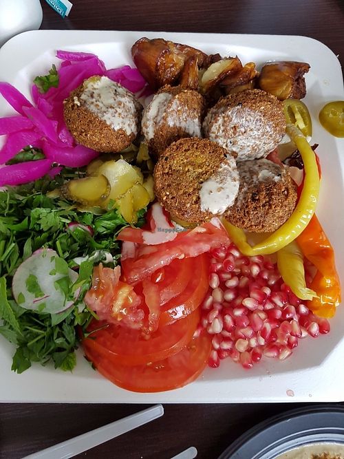 Plate with falafel at Falafel Bejrut - Nowolipki in Warsaw