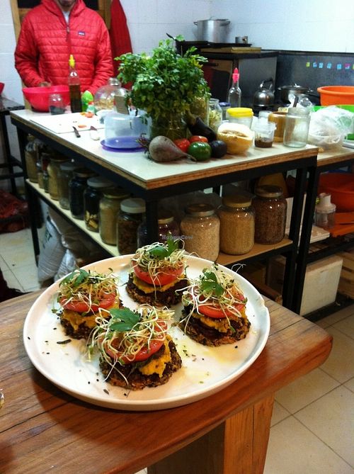 Raw cosmic pizzas! at Curcuma in El Chalten