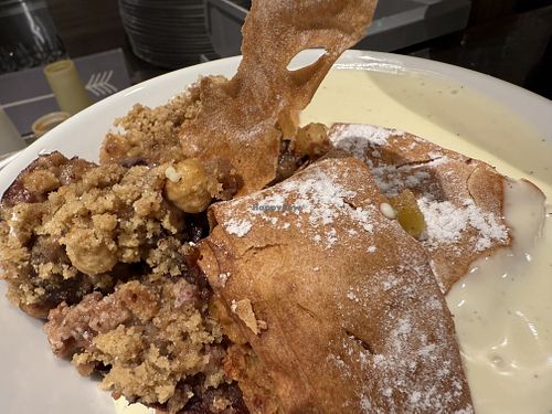 crumble  at Hiltl - Dachterrasse in Zurich