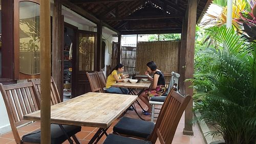 inside view at Annen Vegetarian & Yoga in Hoi An
