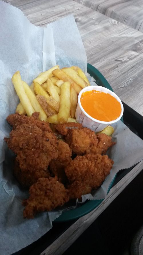 VFC pieces and fries with siracha mayo at Orinoco Vegan York in York