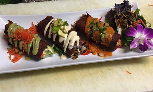 Rolls! at 118 Degrees in Tarzana