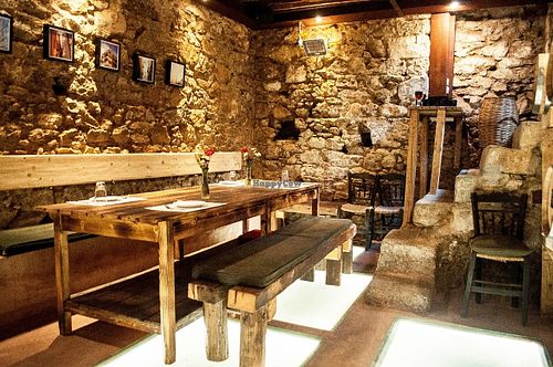 Mystic cellar

Mystic pizza in Kallimarmaro Sadium at Mystic All Day Cafe in Athens