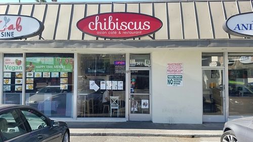 outside at Chibiscus in Los Angeles