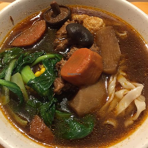 braised noodle soup  at Minder Vegetarian 明德素食 - Da'an District in Taipei