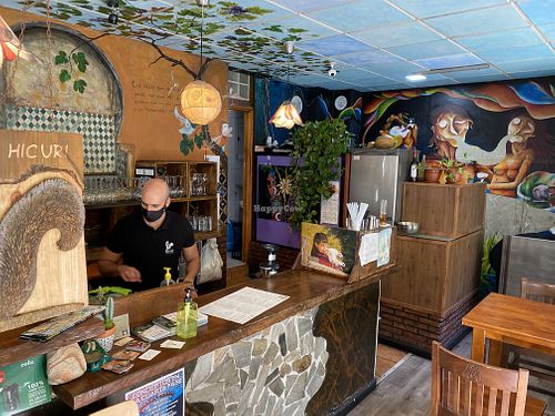 Algo desorganizado  at Hicuri in Granada