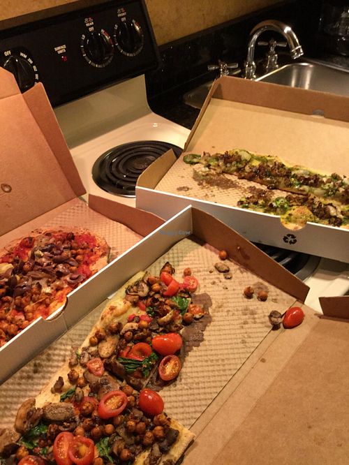 Vegan pizza three ways at &pizza - U St in Washington