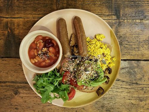English Breakfast vegan style at Cupcakes and Shhht in East London
