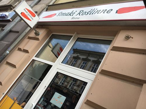 outside at Smaki Roslinne in Krakow