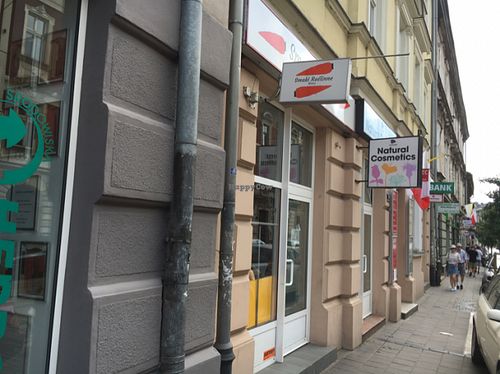 outside at Smaki Roslinne in Krakow