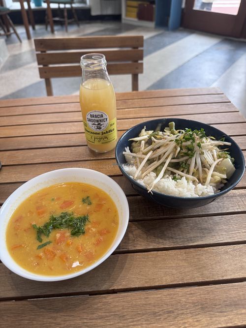 Perfectly balanced   at Smaki Roslinne in Krakow