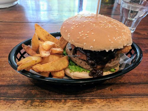 Sunday Roast Burger v1 at Bonta Vera in Minmi