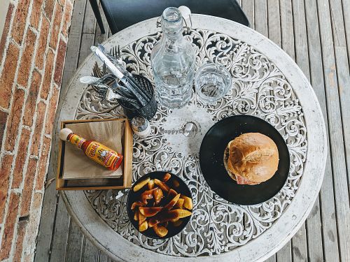 Beyoncé burger V2 and Chips and Gravy  at Bonta Vera in Minmi