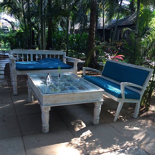 beautiful indoor/outdoor ambiance at Ma Cafe in Morjim