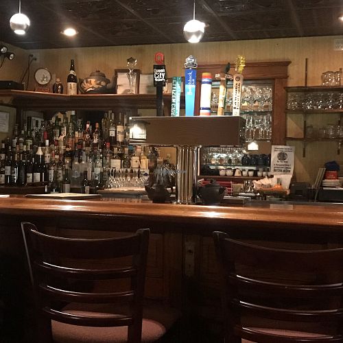 Bar at Single Pebble in Burlington