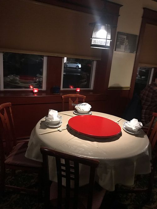 Table setting at Single Pebble in Burlington