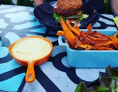 burger, sweet potato fries and curry-orange dipping sauce  at Timo Franke - Vegan Cuisine in Buehl