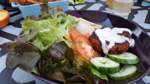 Ming Lin burger without bun (gluten free) at Timo Franke - Vegan Cuisine in Buehl