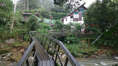 Corssing borer towards Kashi in MG state side. at Restaurante da Kashi  in Bocaina De Minas
