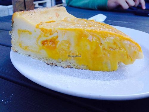 Mango pie at Dilipasha in Berlin
