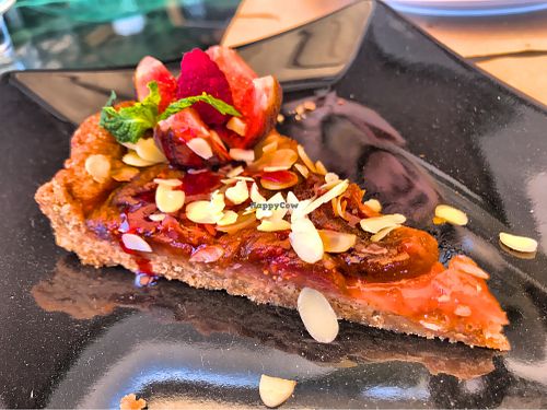 Tarta con higos canarios  at Samelo Veg in Tenerife