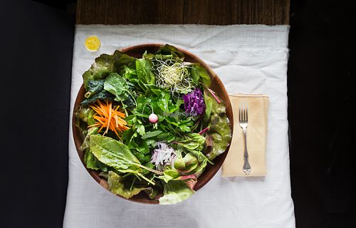 Detox Salad with 5 different dressings + bread or chia-cracker at Saftcraft in Frankfurt