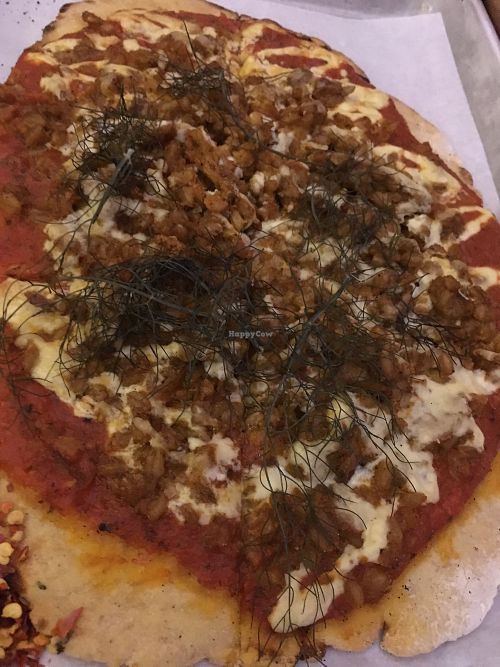Fennel farro sausage with tomato cashew mozzarella on gluten free crust at Double Zero in New York City