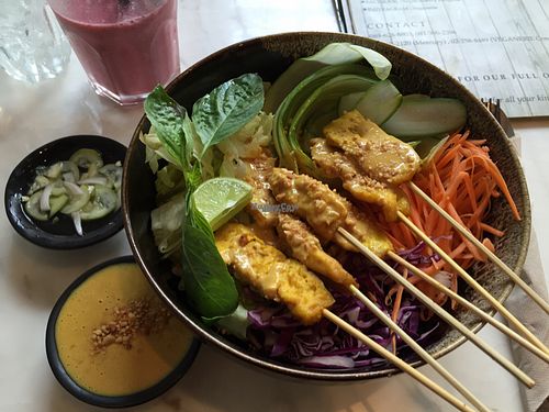 tofu satay & veggie pasta salad - zucchini noodles - tasty and refreshing at Veganerie Concept - Benjasiri Park in Bangkok