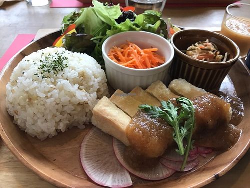 Vegan set at Musubi Cafe in Kyoto
