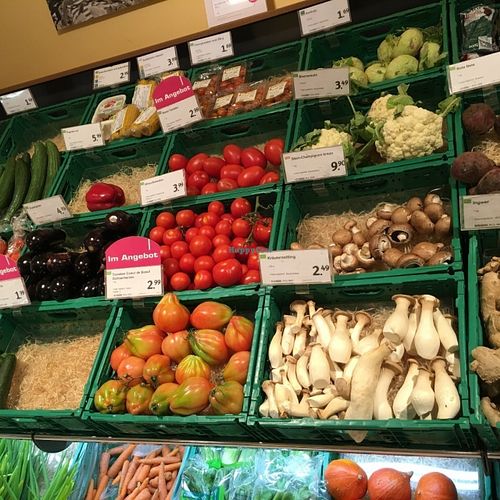 veggies part of store at denn's Biomarkt - Severinstrasse in Cologne