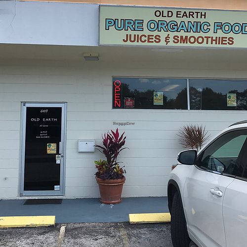 Store front  at Old Earth Pure Organic Food in St Petersburg